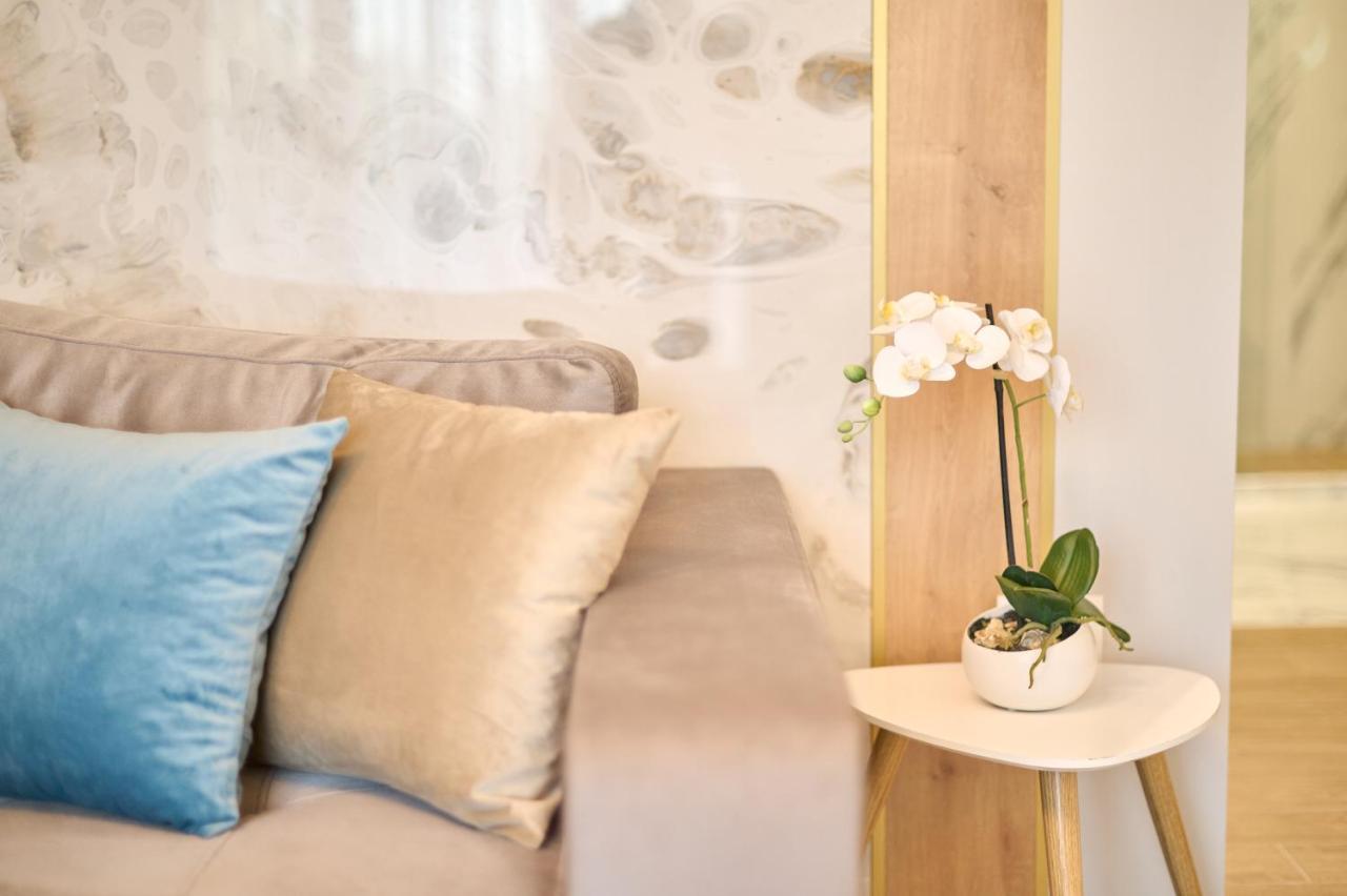 Eee Apart Boutique Constanţa Eksteriør bilde